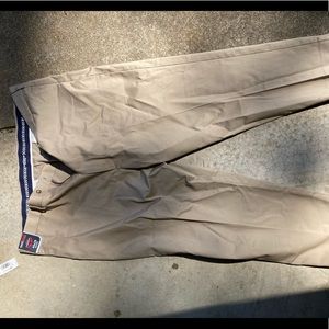 Men’s khaki pants